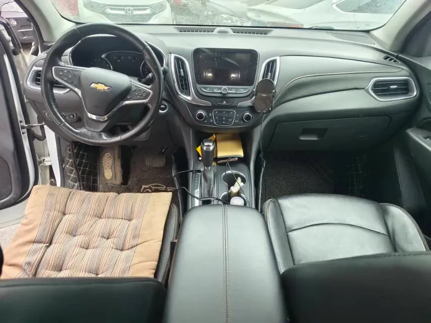 2018 Chevrolet Equinox 1.5T 180HP L4 6AT,autocango,china used car exporter,china ev exporter,chinese used car exporter,chinese used ev exporter