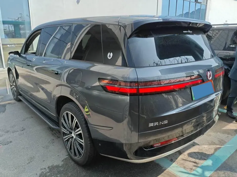 2025 Denza DenzaN9 2.0T 207HP L4 E-CVT PHEV,autocango,china used car exporter,china ev exporter,chinese used car exporter,chinese used ev exporter