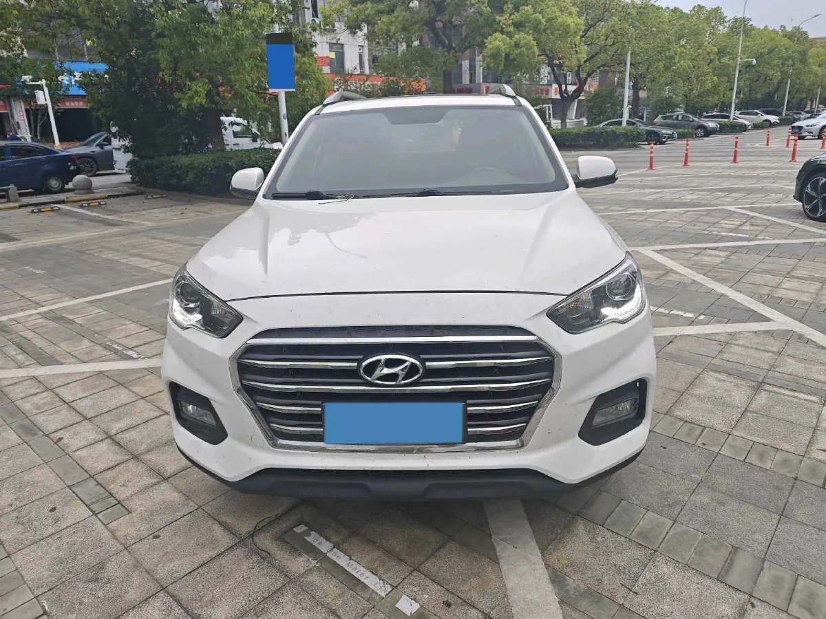 2018 Hyundai ix35 2.0L 160HP L4 6AT,autocango,china used car exporter,china ev exporter,chinese used car exporter,chinese used ev exporter