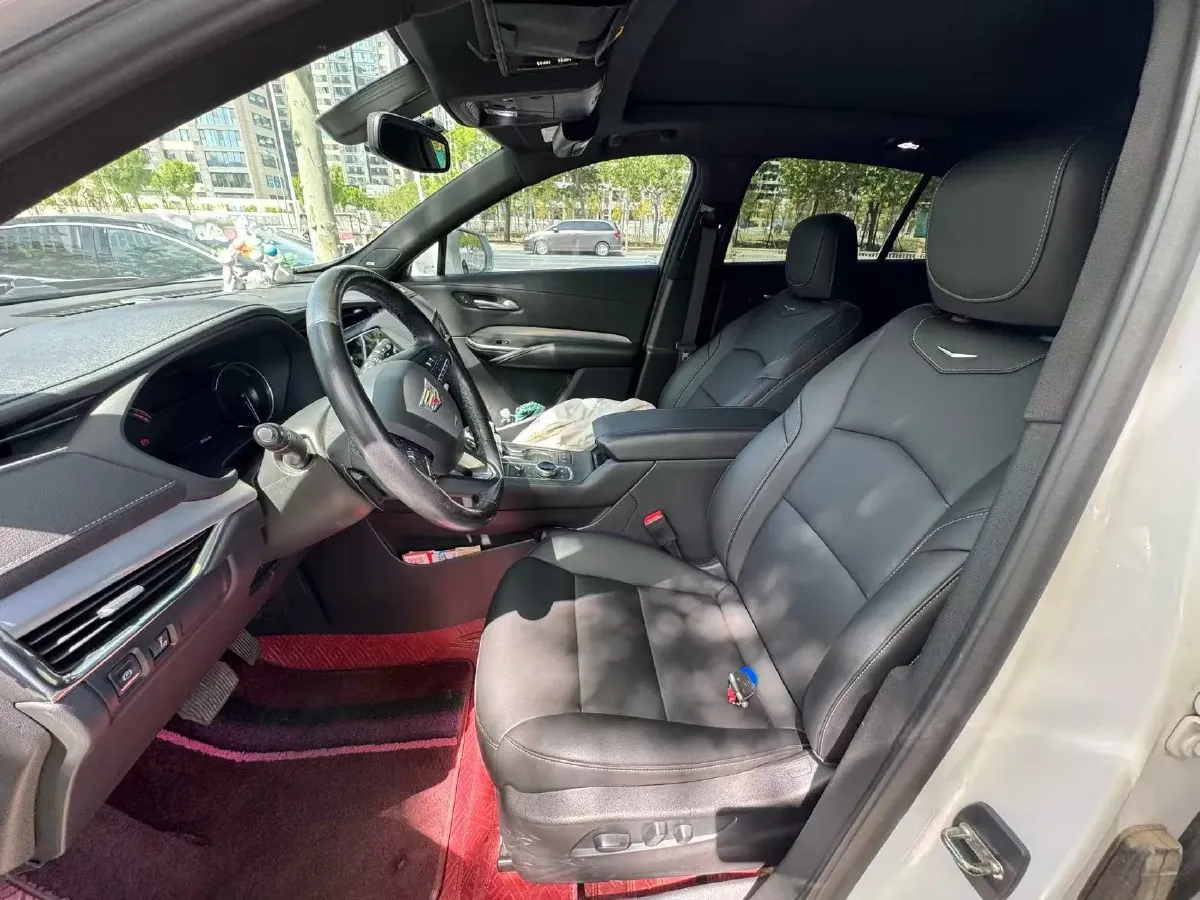 2021 Cadillac XT4 2.0T 237HP L4 9AT,autocango,china used car exporter,china ev exporter,chinese used car exporter,chinese used ev exporter