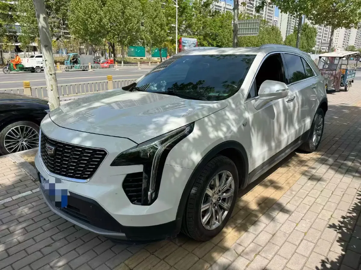 2021 Cadillac XT4 2.0T 237HP L4 9AT,autocango,china used car exporter,china ev exporter,chinese used car exporter,chinese used ev exporter