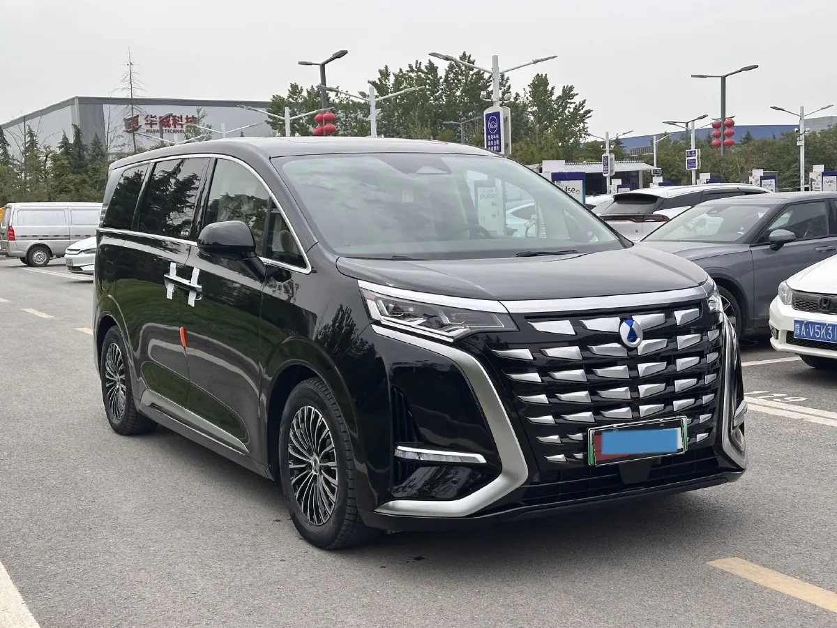 2024 Denza D9 1.5T 139HP L4 E-CVT PHEV 40KWH,autocango,china used car exporter,china ev exporter,chinese used car exporter,chinese used ev exporter