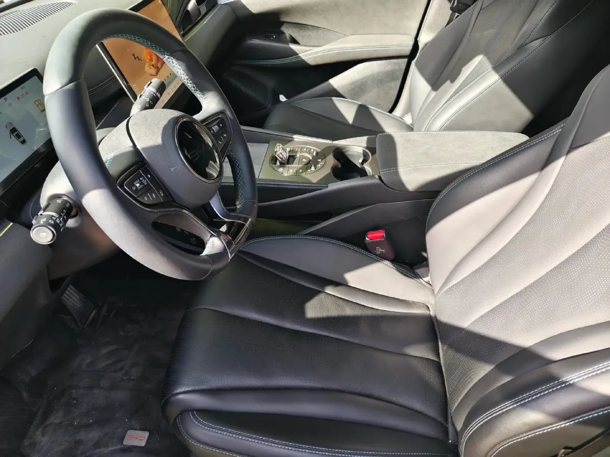 2025 BYD Seal 06 1.5L 101HP L4 E-CVT PHEV 15.87KWH,autocango,china used car exporter,china ev exporter,chinese used car exporter,chinese used ev exporter