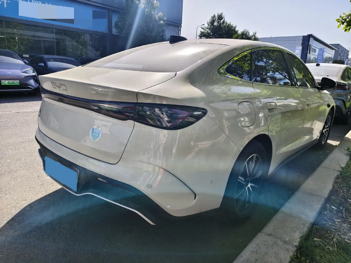 2025 BYD Seal 06 1.5L 101HP L4 E-CVT PHEV 15.87KWH,autocango,china used car exporter,china ev exporter,chinese used car exporter,chinese used ev exporter