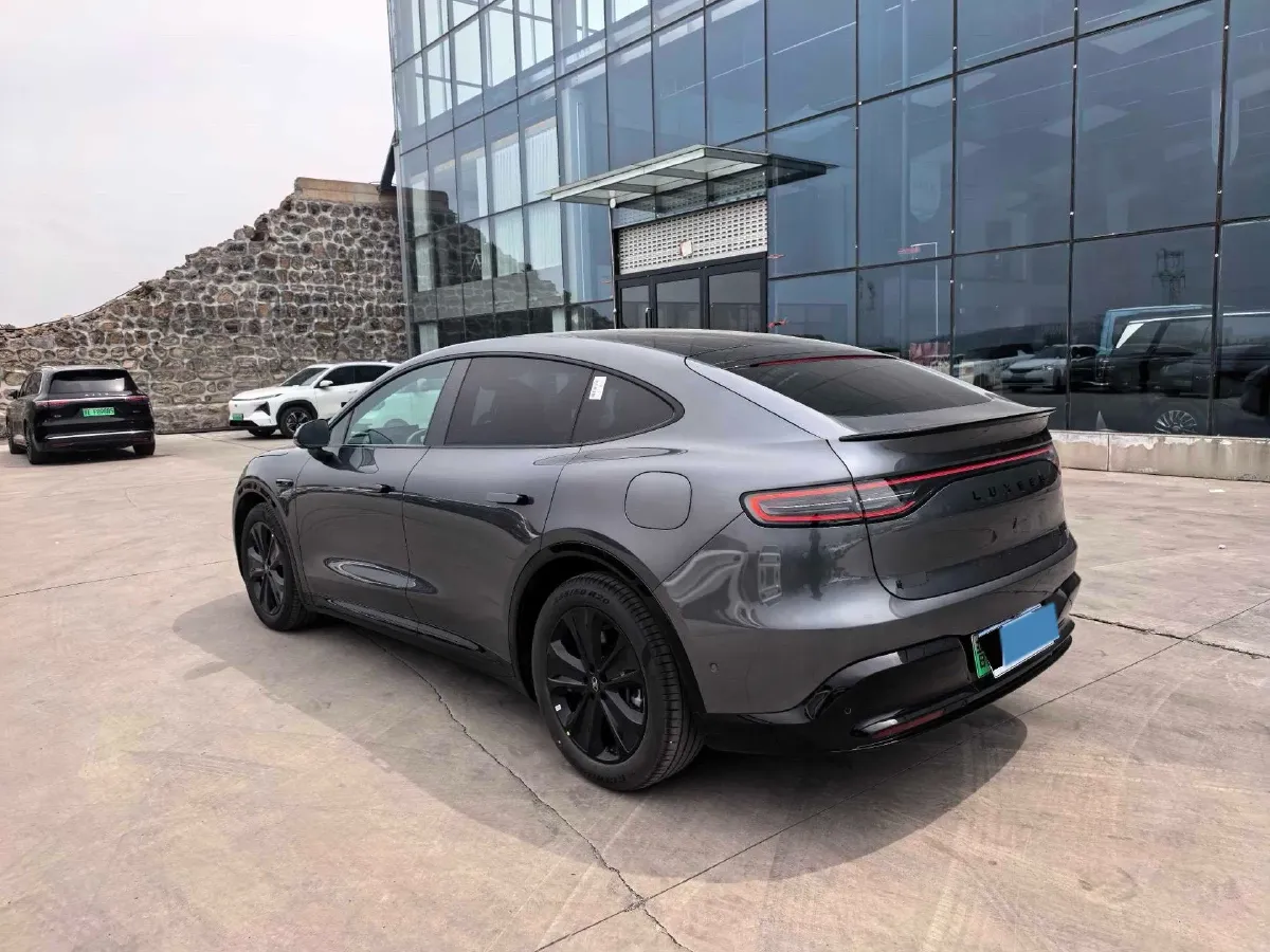 2026 Luxeed R7 REEV 156HP REEV,autocango,china used car exporter,china ev exporter,chinese used car exporter,chinese used ev exporter