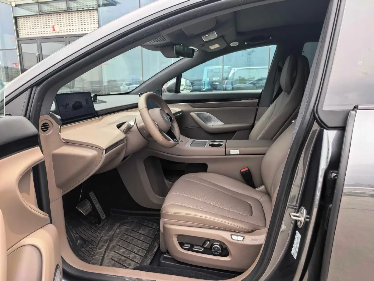 2026 Luxeed R7 REEV 156HP REEV,autocango,china used car exporter,china ev exporter,chinese used car exporter,chinese used ev exporter