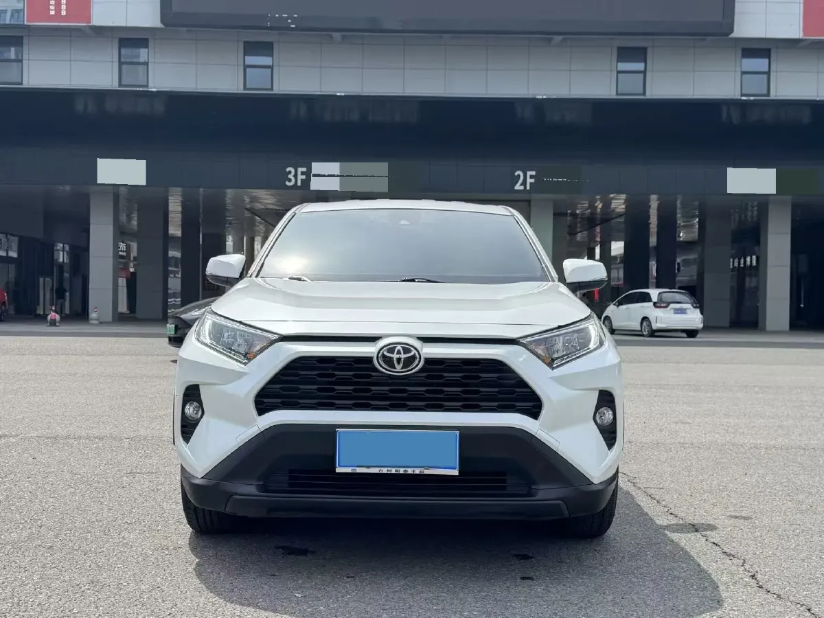 2021 Toyota RAV4 2.0L 171HP L4 CVT,autocango,china used car exporter,china ev exporter,chinese used car exporter,chinese used ev exporter