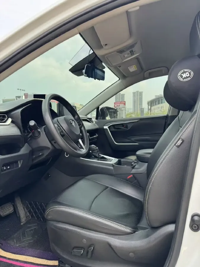 2021 Toyota RAV4 2.0L 171HP L4 CVT,autocango,china used car exporter,china ev exporter,chinese used car exporter,chinese used ev exporter