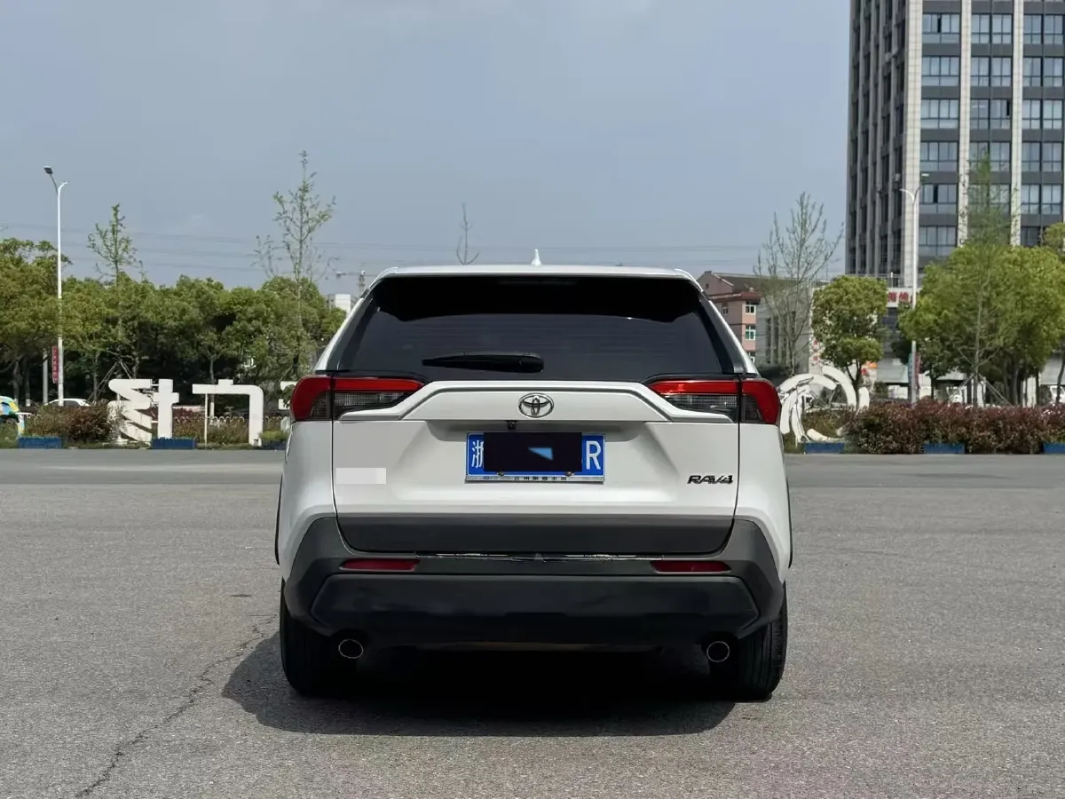 2021 Toyota RAV4 2.0L 171HP L4 CVT,autocango,china used car exporter,china ev exporter,chinese used car exporter,chinese used ev exporter