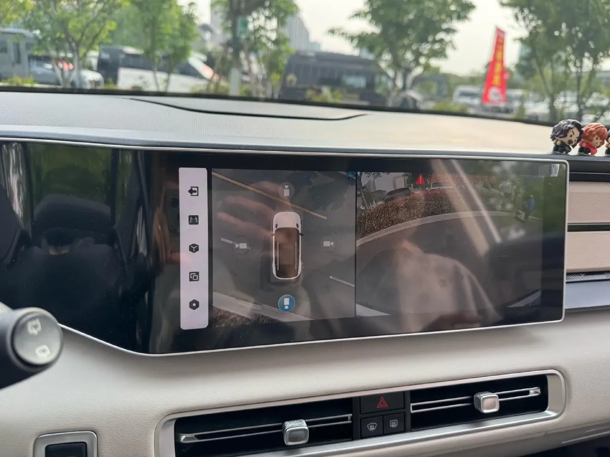 2023 Geely ICON 1.5T 181HP L4 7DCT,autocango,china used car exporter,china ev exporter,chinese used car exporter,chinese used ev exporter