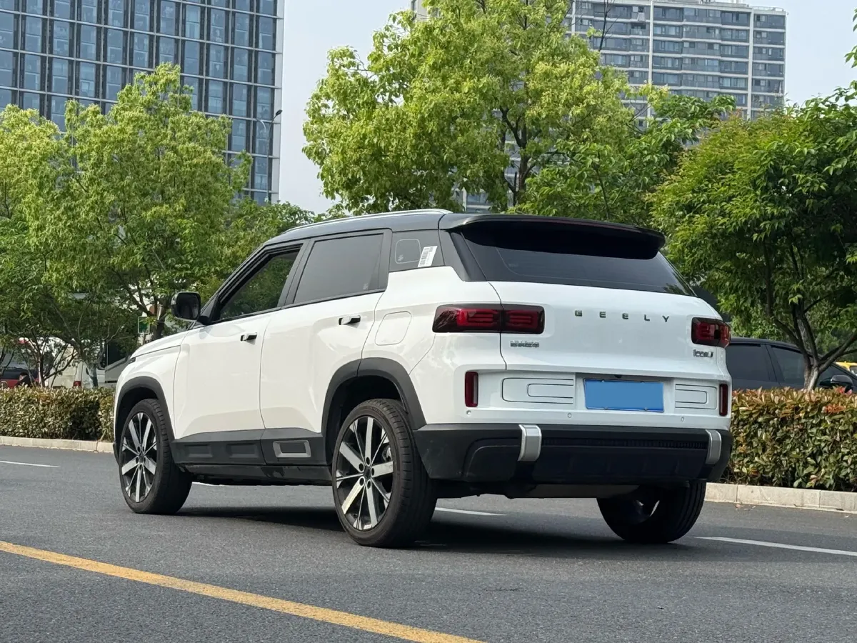 2023 Geely ICON 1.5T 181HP L4 7DCT,autocango,china used car exporter,china ev exporter,chinese used car exporter,chinese used ev exporter