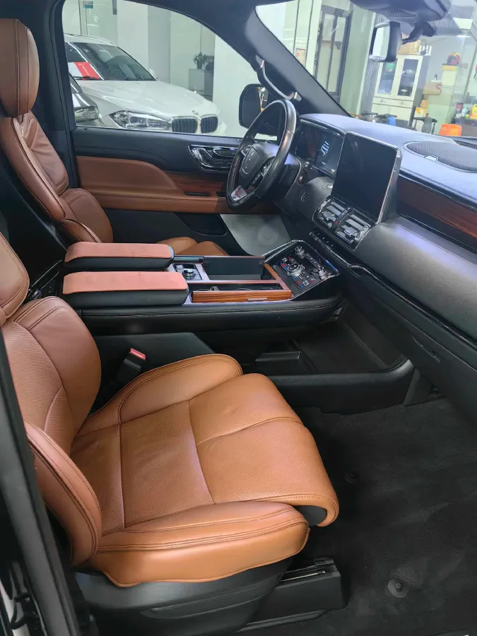 2018 Lincoln Navigator 3.5T 415HP V6 10AT,autocango,china used car exporter,china ev exporter,chinese used car exporter,chinese used ev exporter