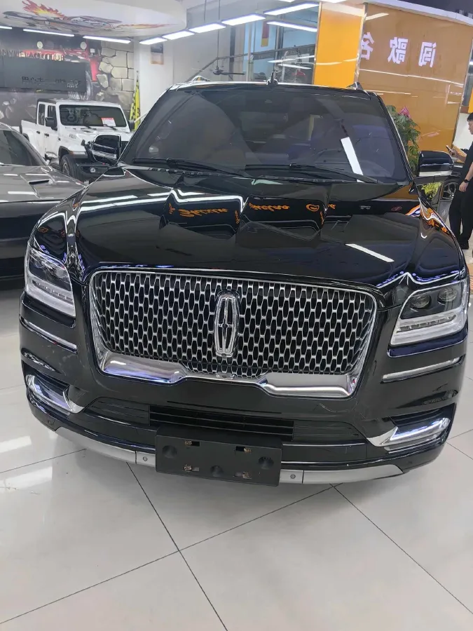 2018 Lincoln Navigator 3.5T 415HP V6 10AT,autocango,china used car exporter,china ev exporter,chinese used car exporter,chinese used ev exporter