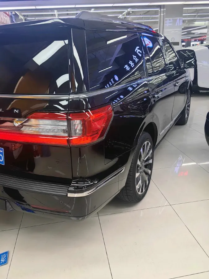 2018 Lincoln Navigator 3.5T 415HP V6 10AT,autocango,china used car exporter,china ev exporter,chinese used car exporter,chinese used ev exporter