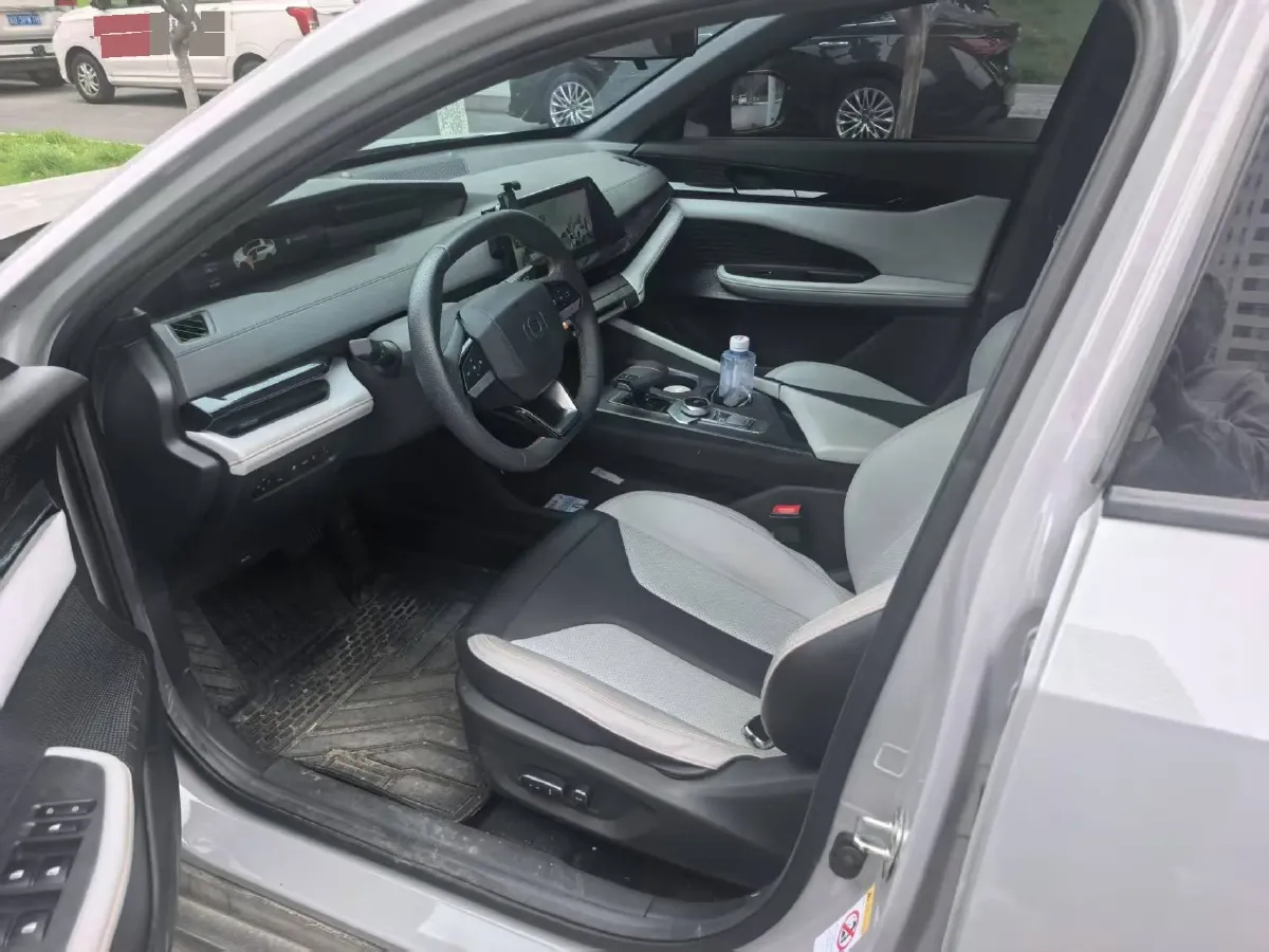 2023 ChangAn QiYuan A07 1.5L 95HP L4 REEV 28.4KWH,autocango,china used car exporter,china ev exporter,chinese used car exporter,chinese used ev exporter