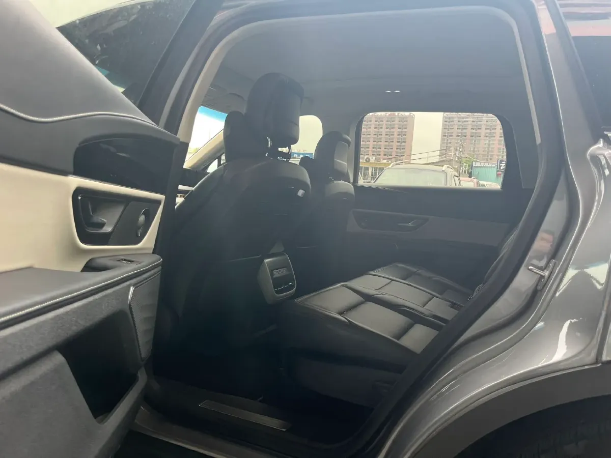 2023 Lincoln Nautilus 2.0T 261HP L4 8AT,autocango,china used car exporter,china ev exporter,chinese used car exporter,chinese used ev exporter