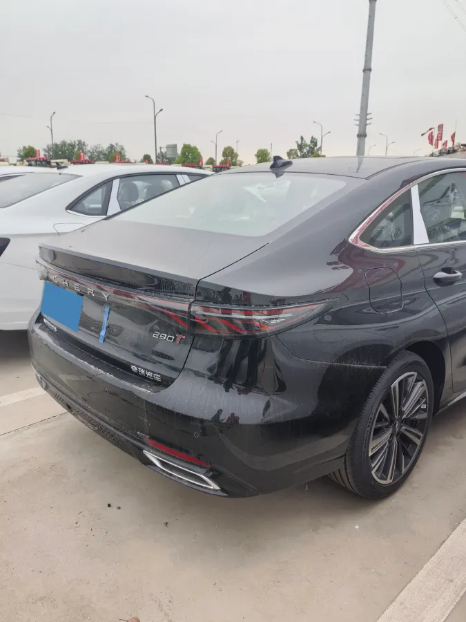 2025 Chery Arrizo 8 1.6T 197HP L4 7DCT,autocango,china used car exporter,china ev exporter,chinese used car exporter,chinese used ev exporter