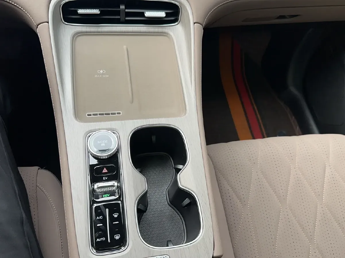 2025 Chery Tiggo8 PLUS C-DM 1.5T 156HP L4 1DHT PHEV,autocango,china used car exporter,china ev exporter,chinese used car exporter,chinese used ev exporter