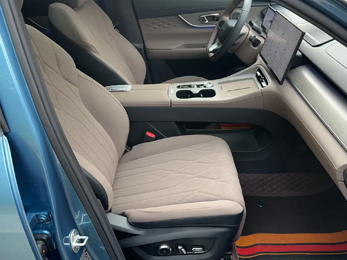 2025 Chery Tiggo8 PLUS C-DM 1.5T 156HP L4 1DHT PHEV,autocango,china used car exporter,china ev exporter,chinese used car exporter,chinese used ev exporter