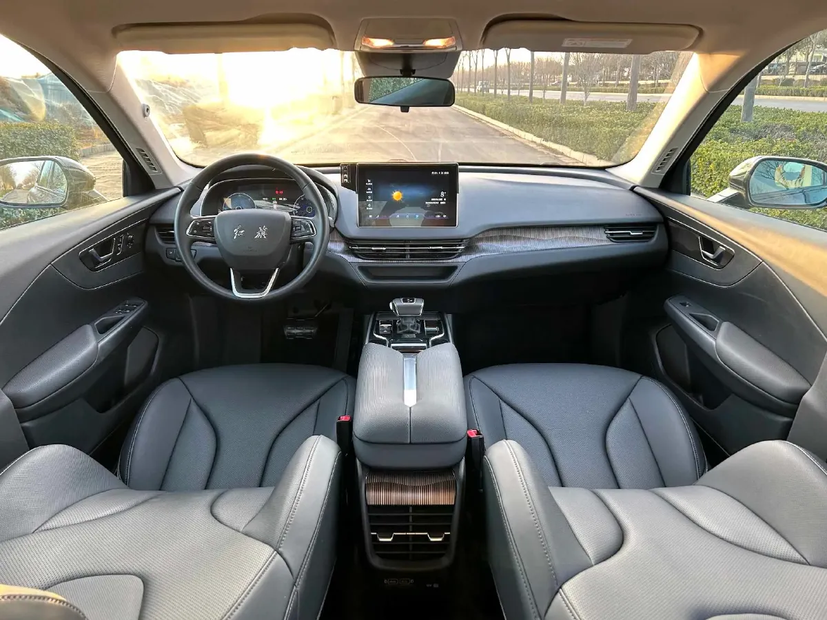 2023 HongQi E-QM5 BEV 54KWH,autocango,china used car exporter,china ev exporter,chinese used car exporter,chinese used ev exporter