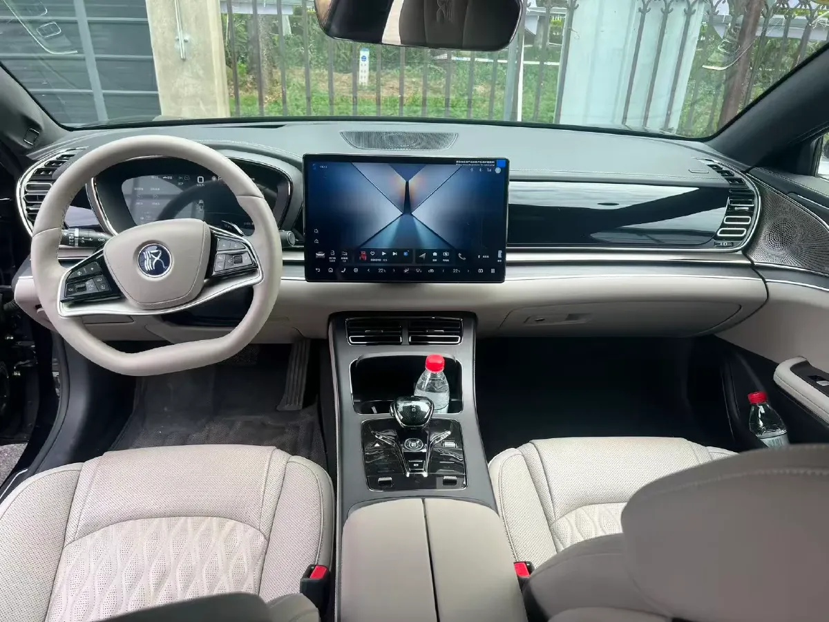 2025 BYD Han 1.5T 156HP L4 E-CVT PHEV,autocango,china used car exporter,china ev exporter,chinese used car exporter,chinese used ev exporter