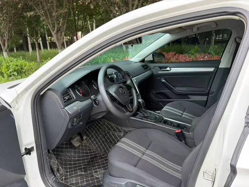 2017 Volkswagen Lamando 1.4T 131HP L4 7DCT,autocango,china used car exporter,china ev exporter,chinese used car exporter,chinese used ev exporter