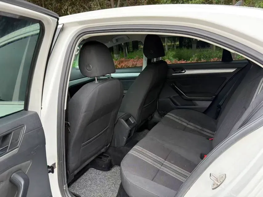 2017 Volkswagen Lamando 1.4T 131HP L4 7DCT,autocango,china used car exporter,china ev exporter,chinese used car exporter,chinese used ev exporter