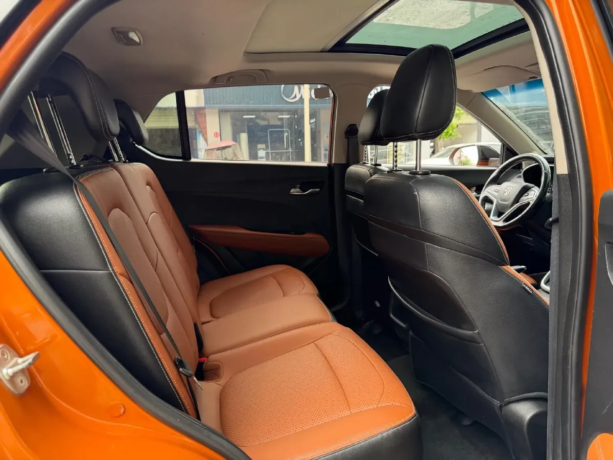 2017 BaoJun 510 1.5L 112HP L4 6MT,autocango,china used car exporter,china ev exporter,chinese used car exporter,chinese used ev exporter