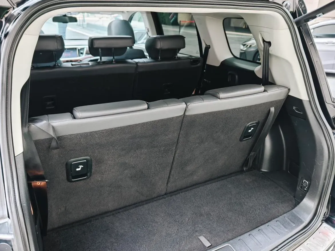 2017 GAC Trumpchi GS8 2.0T 201HP L4 6AT,autocango,china used car exporter,china ev exporter,chinese used car exporter,chinese used ev exporter