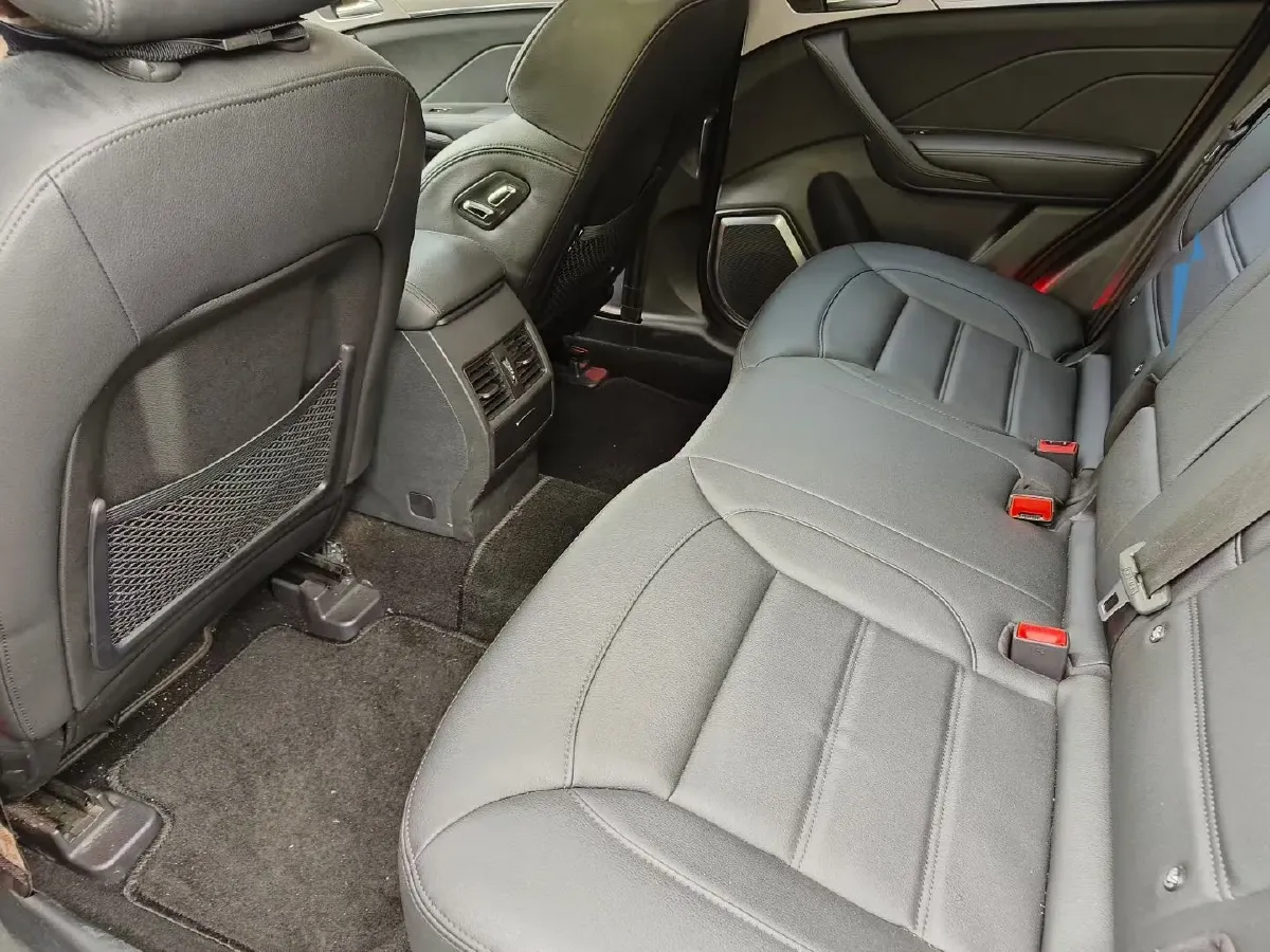 2017 Haval H7 2.0T 231HP L4 6DCT,autocango,china used car exporter,china ev exporter,chinese used car exporter,chinese used ev exporter