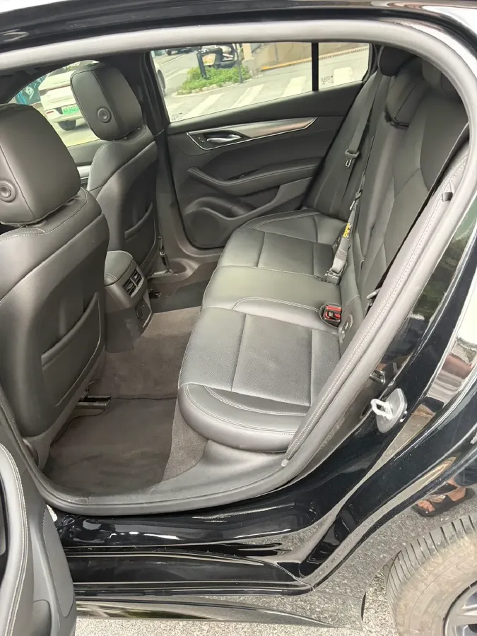 2024 Cadillac CT5 2.0T 237HP L4 10AT,autocango,china used car exporter,china ev exporter,chinese used car exporter,chinese used ev exporter