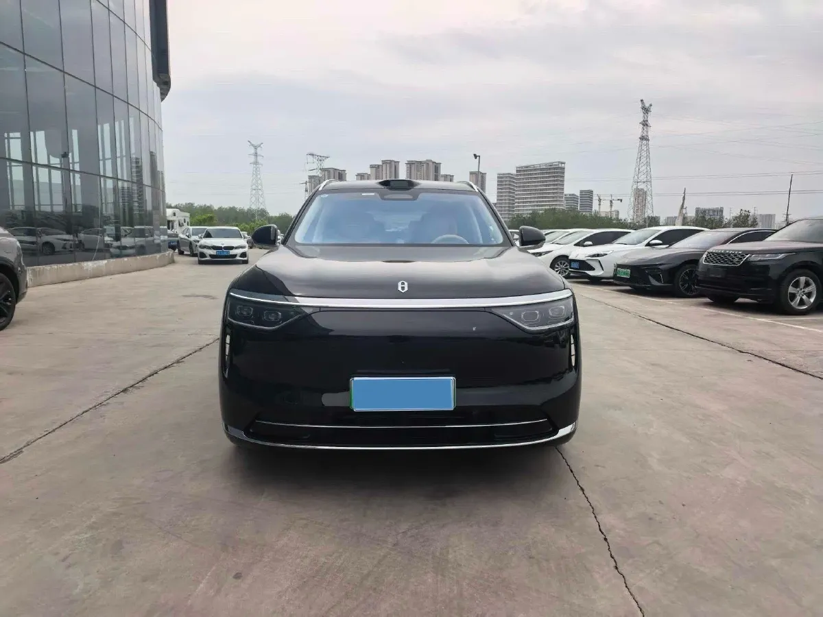 2025 AITO AITO M8 REEV 160HP REEV 53.4KWH,autocango,china used car exporter,china ev exporter,chinese used car exporter,chinese used ev exporter