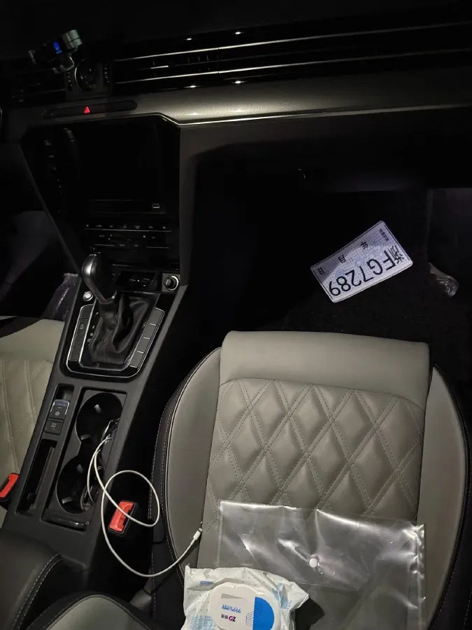 2024 Volkswagen Magotan 2.0T 186HP L4 7DCT,autocango,china used car exporter,china ev exporter,chinese used car exporter,chinese used ev exporter