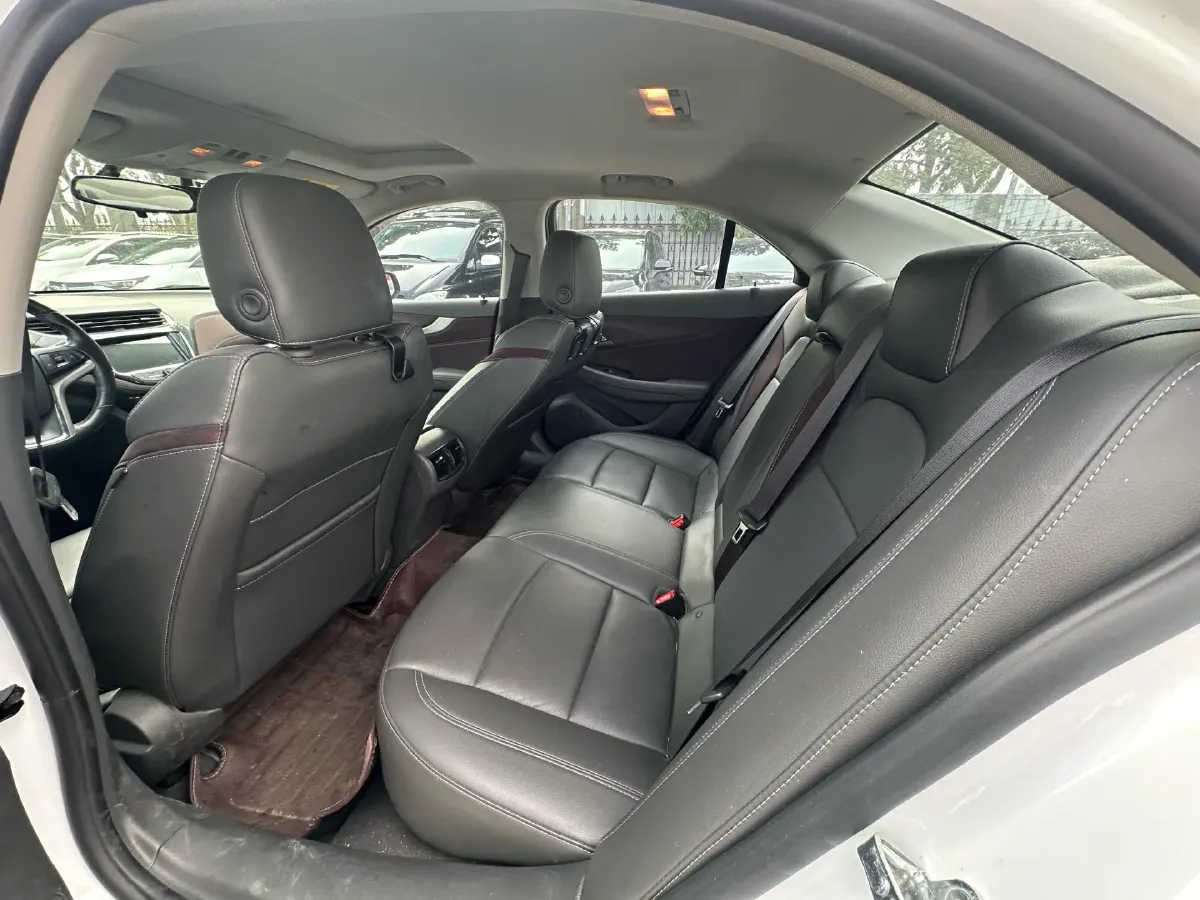 2018 Chevrolet Malibu 1.5T 170HP L4 6AT,autocango,china used car exporter,china ev exporter,chinese used car exporter,chinese used ev exporter