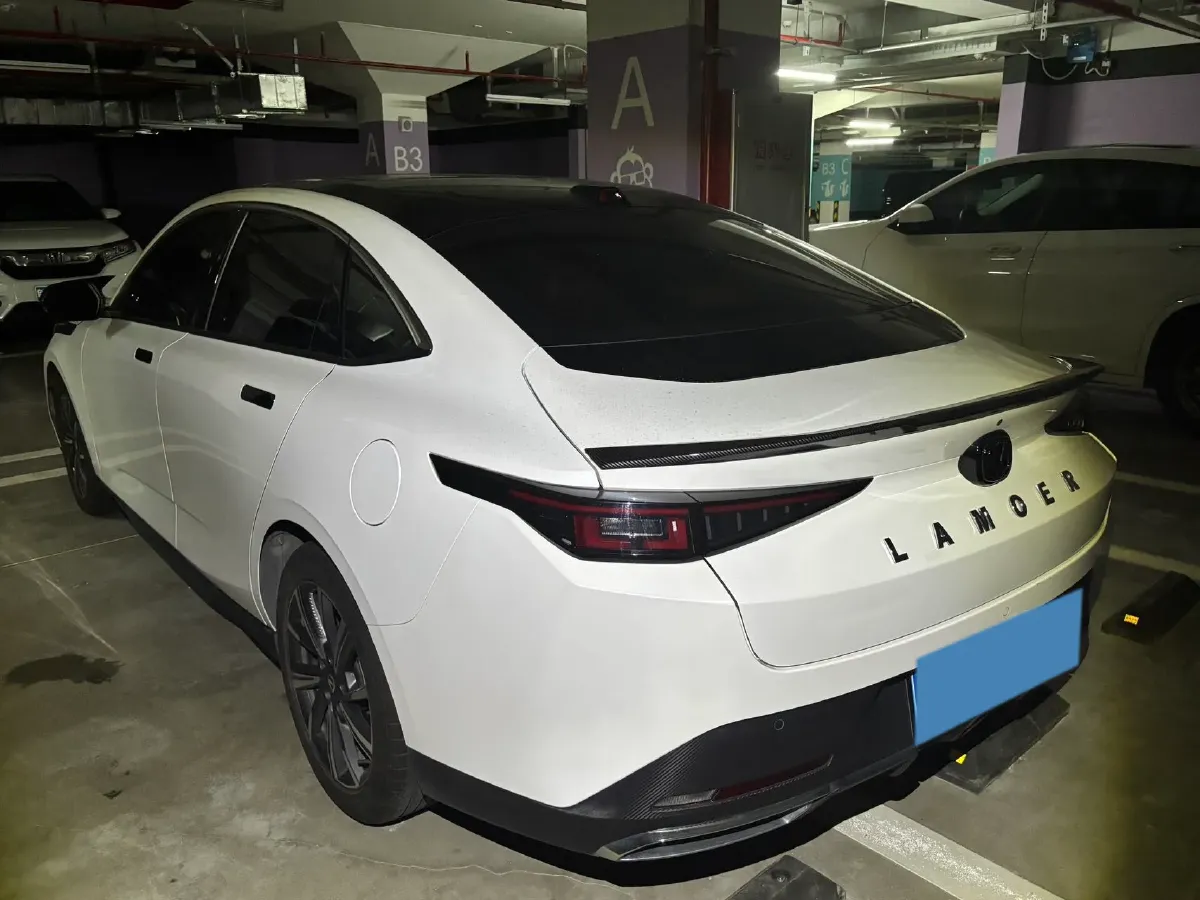 2023 ChangAn Oshan Z6 1.5T 188HP L4 7DCT,autocango,china used car exporter,china ev exporter,chinese used car exporter,chinese used ev exporter