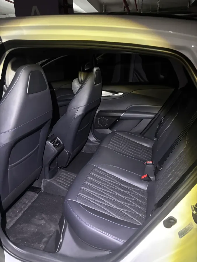 2023 ChangAn Oshan Z6 1.5T 188HP L4 7DCT,autocango,china used car exporter,china ev exporter,chinese used car exporter,chinese used ev exporter