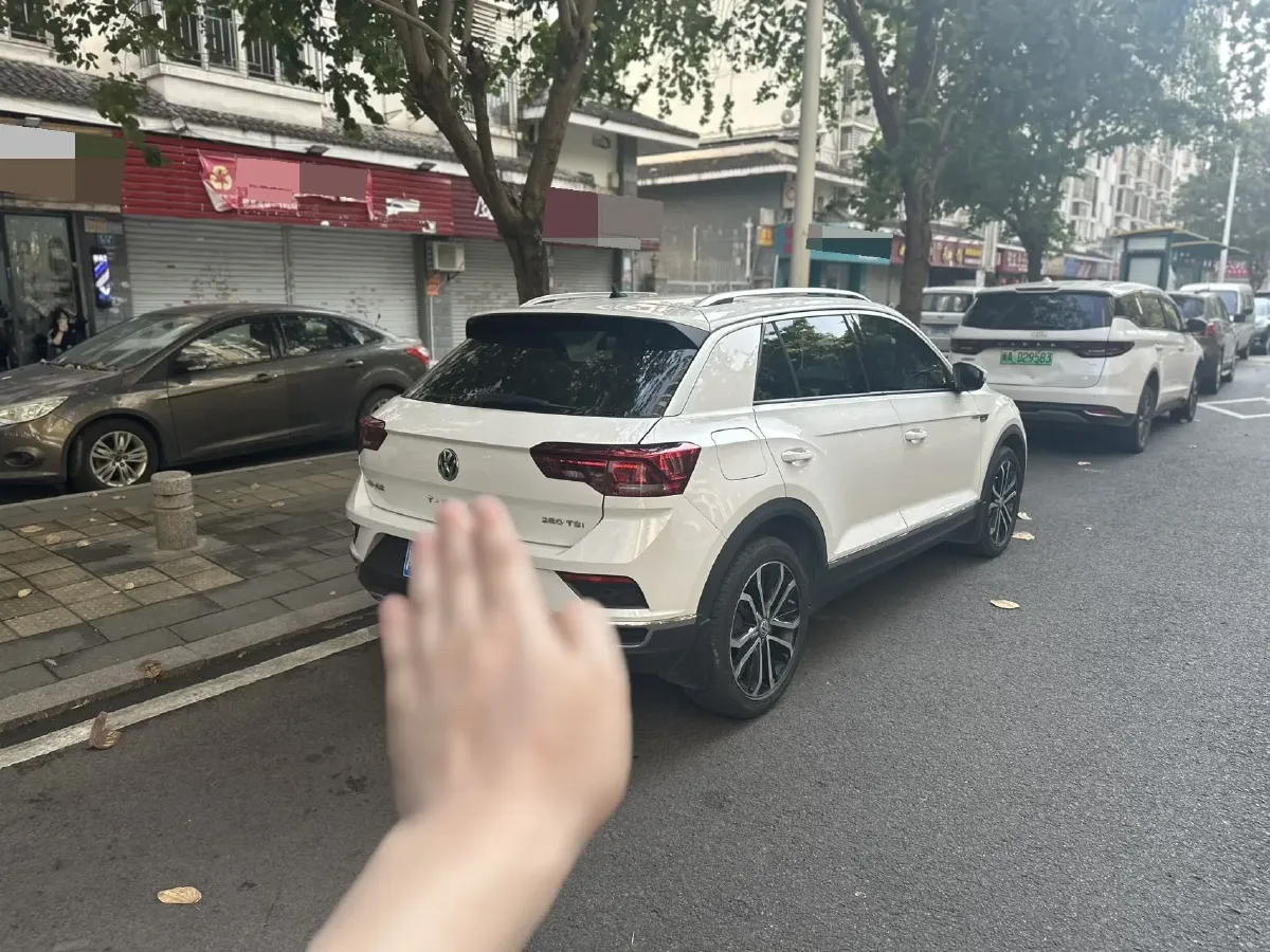 2020 Volkswagen T-Roc 1.4T 150HP L4 7DCT,autocango,china used car exporter,china ev exporter,chinese used car exporter,chinese used ev exporter