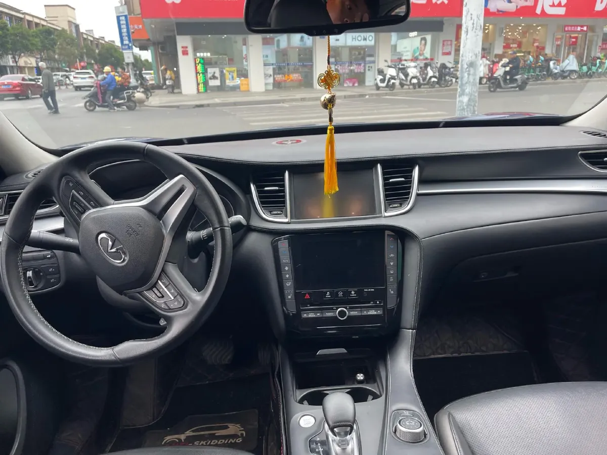 2018 Mitsubishi Pajero 3.0L 174HP V6 5AT,autocango,china used car exporter,china ev exporter,chinese used car exporter,chinese used ev exporter