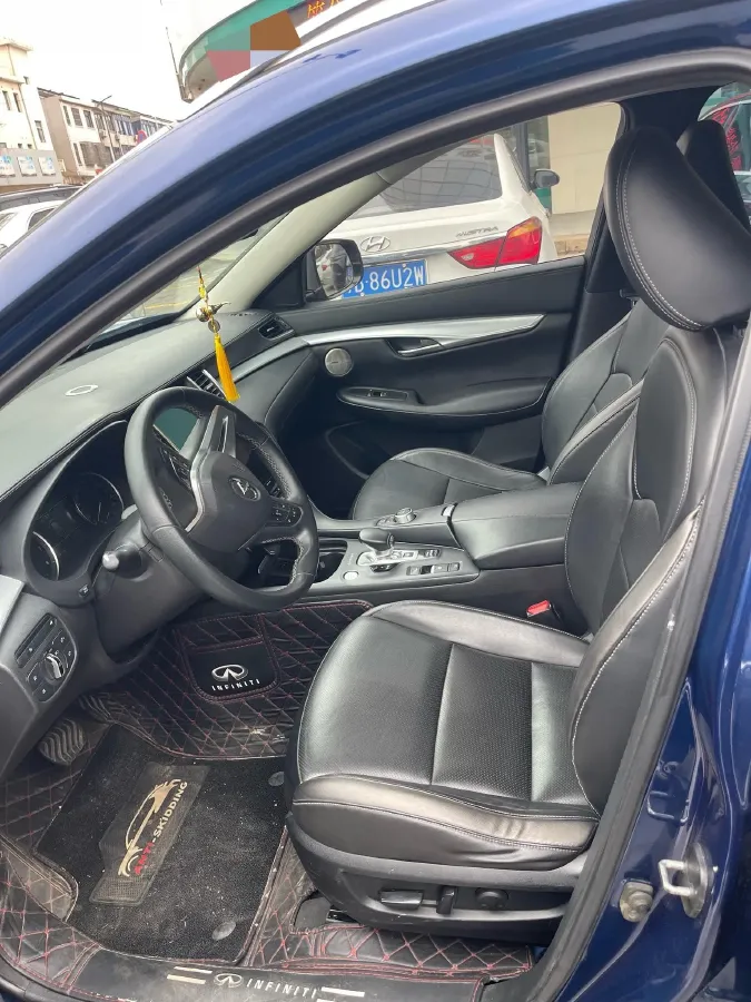 2018 Mitsubishi Pajero 3.0L 174HP V6 5AT,autocango,china used car exporter,china ev exporter,chinese used car exporter,chinese used ev exporter