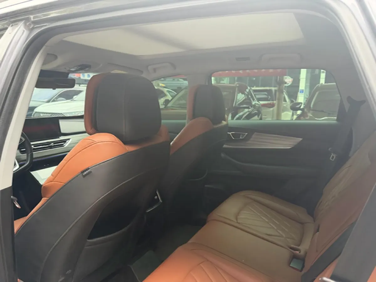 2021 Chery Tiggo 8 2.0T 254HP L4 7DCT,autocango,china used car exporter,china ev exporter,chinese used car exporter,chinese used ev exporter