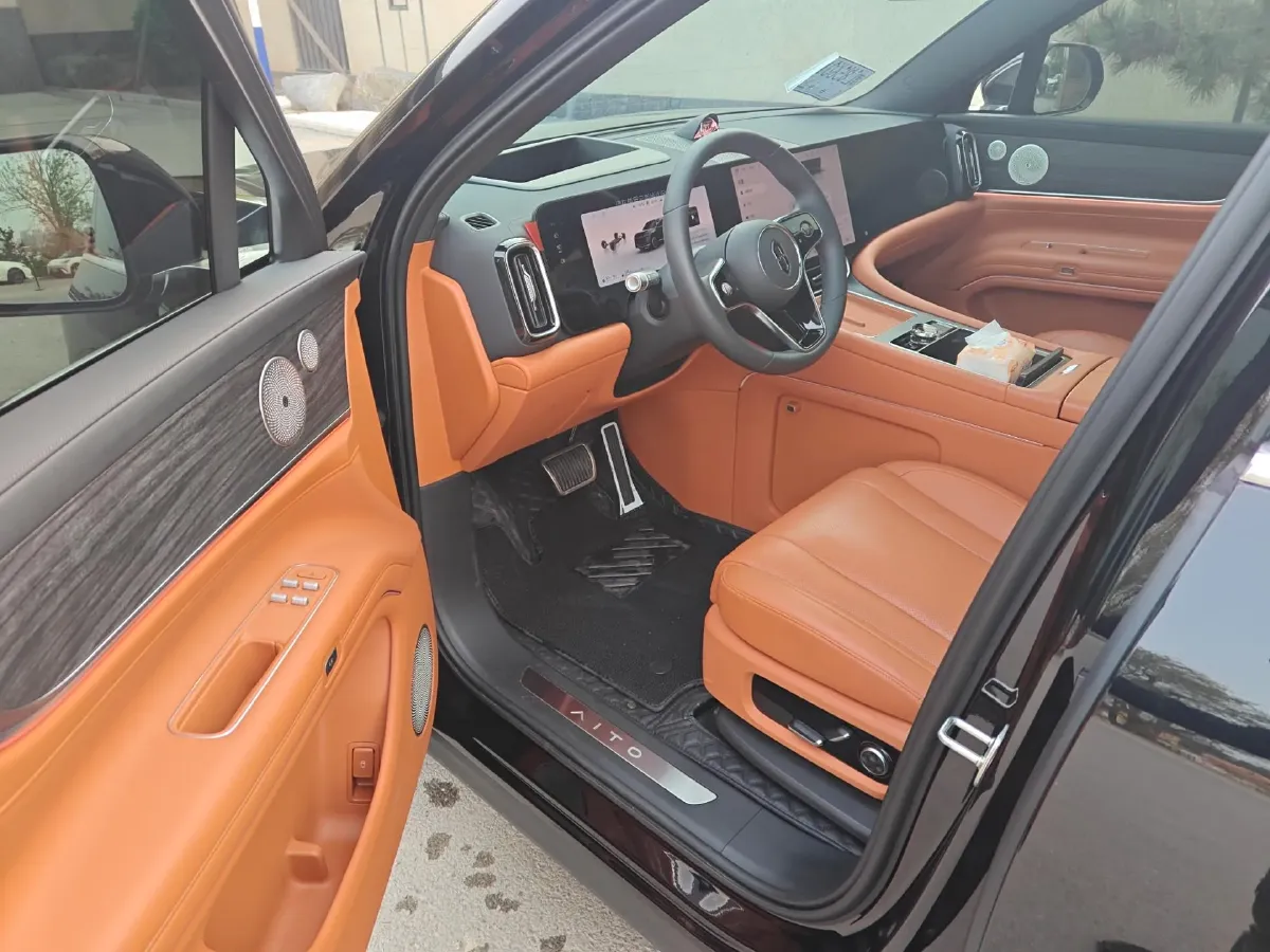 2024 AITO AITO M9 1.5T 152HP L4 REEV 42KWH,autocango,china used car exporter,china ev exporter,chinese used car exporter,chinese used ev exporter