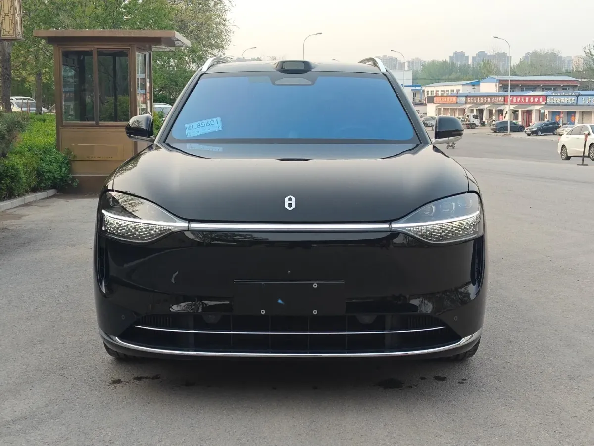 2024 AITO AITO M9 1.5T 152HP L4 REEV 42KWH,autocango,china used car exporter,china ev exporter,chinese used car exporter,chinese used ev exporter