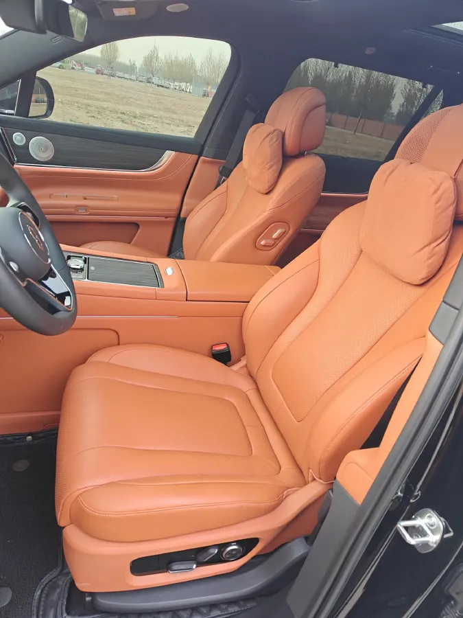 2024 AITO AITO M9 1.5T 152HP L4 REEV 42KWH,autocango,china used car exporter,china ev exporter,chinese used car exporter,chinese used ev exporter