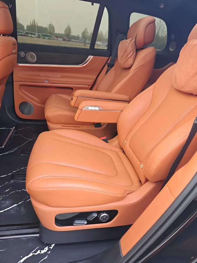 2024 AITO AITO M9 1.5T 152HP L4 REEV 42KWH,autocango,china used car exporter,china ev exporter,chinese used car exporter,chinese used ev exporter