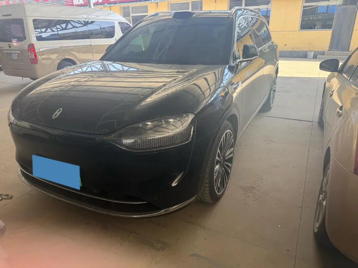 2024 AITO AITO M9 1.5T 152HP L4 REEV 42KWH,autocango,china used car exporter,china ev exporter,chinese used car exporter,chinese used ev exporter