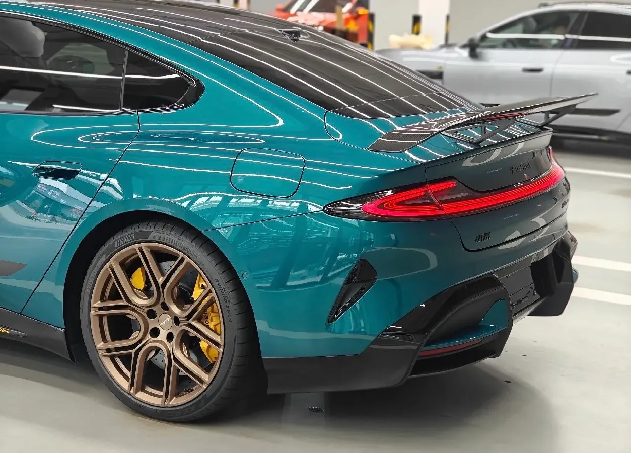 2025 MI SU7 Ultra BEV 93.7KWH,autocango,china used car exporter,china ev exporter,chinese used car exporter,chinese used ev exporter