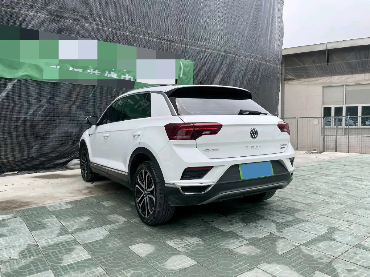 2021 Volkswagen T-Roc 1.4T 150HP L4 7DCT,autocango,china used car exporter,china ev exporter,chinese used car exporter,chinese used ev exporter