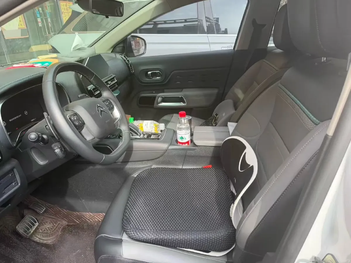 2022 Citroen C5 Aircross 1.6T 175HP L4 8AT,autocango,china used car exporter,china ev exporter,chinese used car exporter,chinese used ev exporter