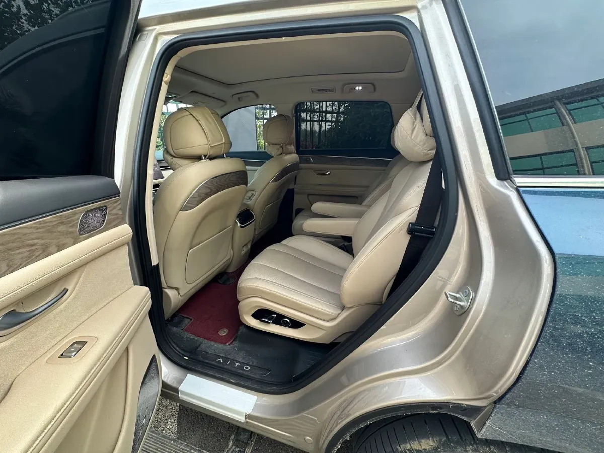 2022 Infiniti Q50L 2.0T 211HP L4 7AT,autocango,china used car exporter,china ev exporter,chinese used car exporter,chinese used ev exporter