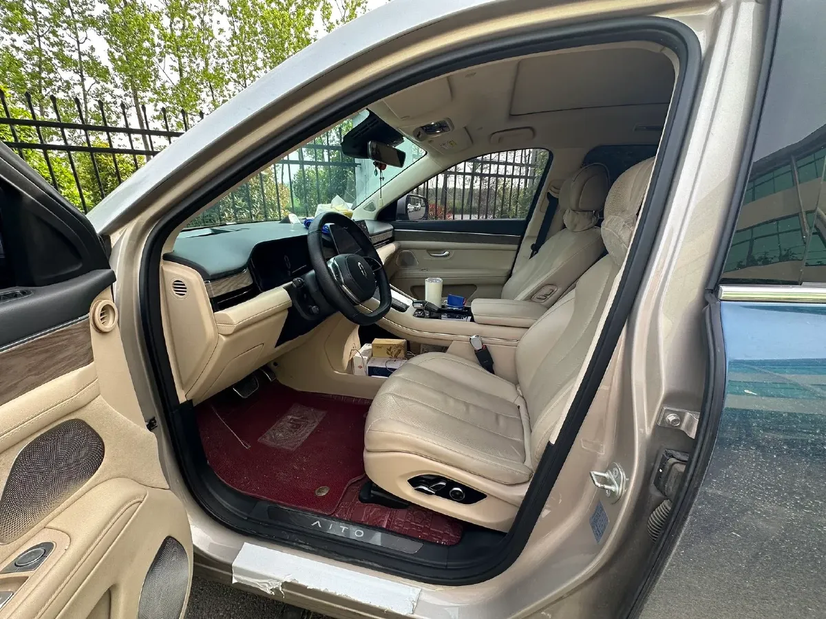 2022 Infiniti Q50L 2.0T 211HP L4 7AT,autocango,china used car exporter,china ev exporter,chinese used car exporter,chinese used ev exporter